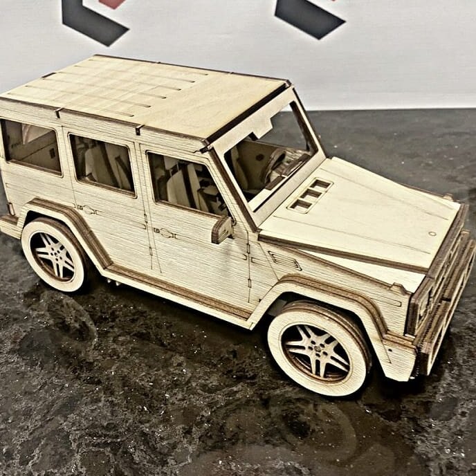 Intra απο ξύλο plywood 3mm-4mm πάχος – ξύλο Ξύλινου Μοντέλου Mercedes Benz Gelik 25x30 cm INTRAVECTRY-MY544486