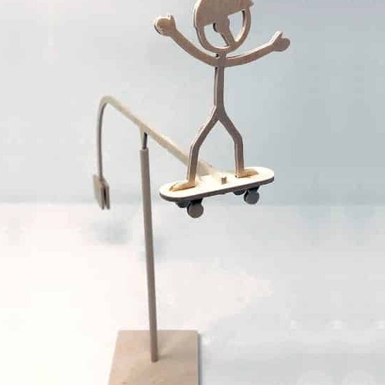 Intra απο ξύλο plywood 3mm-4mm πάχος – Ξύλινο ξύλο για Skateboard Guy 45x50 cm INTRAVECTRY-MY544497