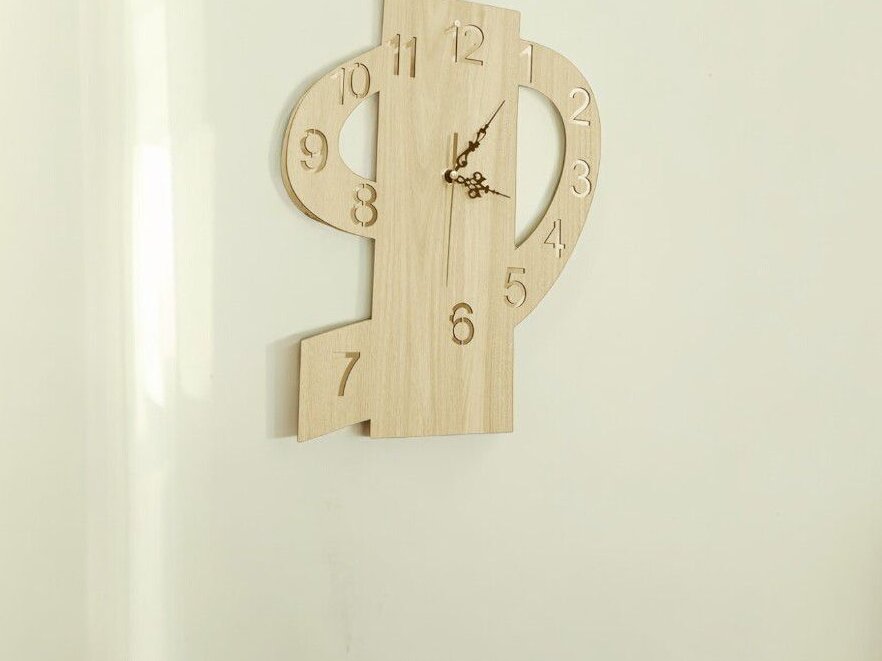 Intra απο ξύλο plywood 3mm-4mm πάχος – Ρολόι τοίχου 9 σε σχήμα για διακόσμηση σπιτιού 40x40 cm INTRAVECTRY-MY552169