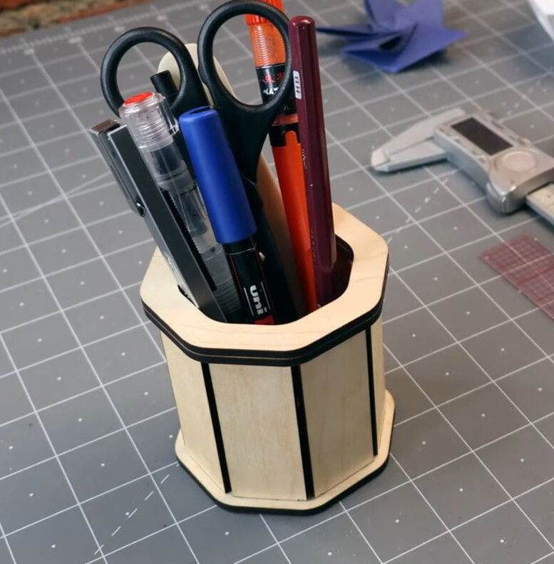 Σετ των 3 Intra απο ξύλο plywood 3mm-4mm πάχος – Ξύλινο ξύλο πολυγωνικής μολυβοθήκης 20x20 cm INTRAVECTRY-MY560176