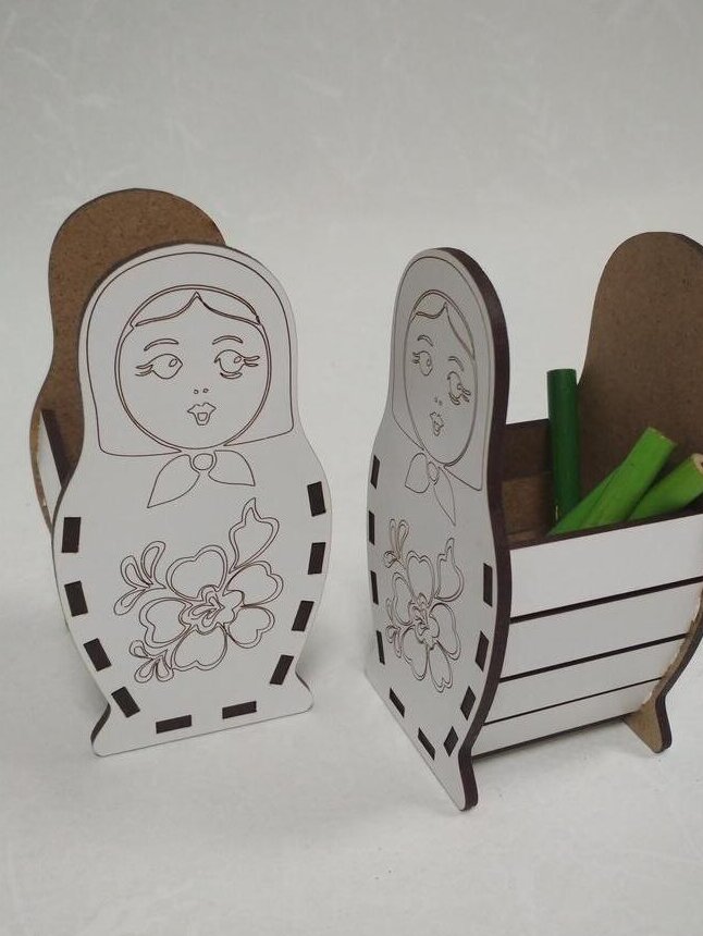 Σετ των 3 Intra απο ξύλο plywood 3mm-4mm πάχος – Ξύλινο χαραγμένο ξύλο μολυβοθήκης κούκλας Matryoshka 25x25 cm INTRAVECTRY-MY561460