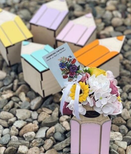 Intra απο ξύλο plywood 3mm-4mm πάχος – Κουτί δώρου σε σχήμα μολυβιού Κόντρα πλακέ 3mm 25x30 cm INTRAVECTRY-MY556715