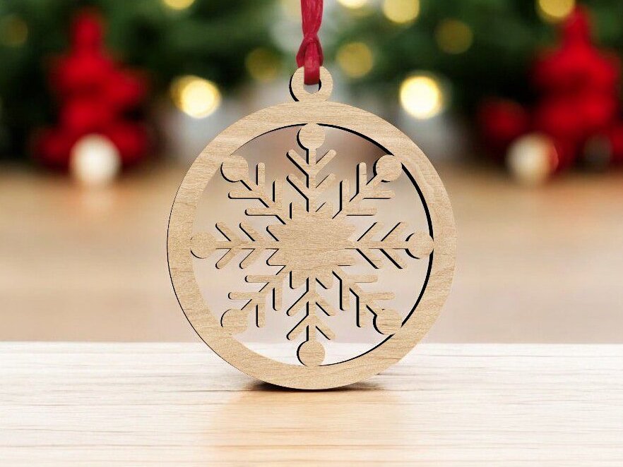 Intra απο ξύλο plywood 3mm-4mm πάχος – Χριστουγεννιάτικο στολίδι με μπάλα χιονιού 40x45 cm INTRAVECTRY-MY551891