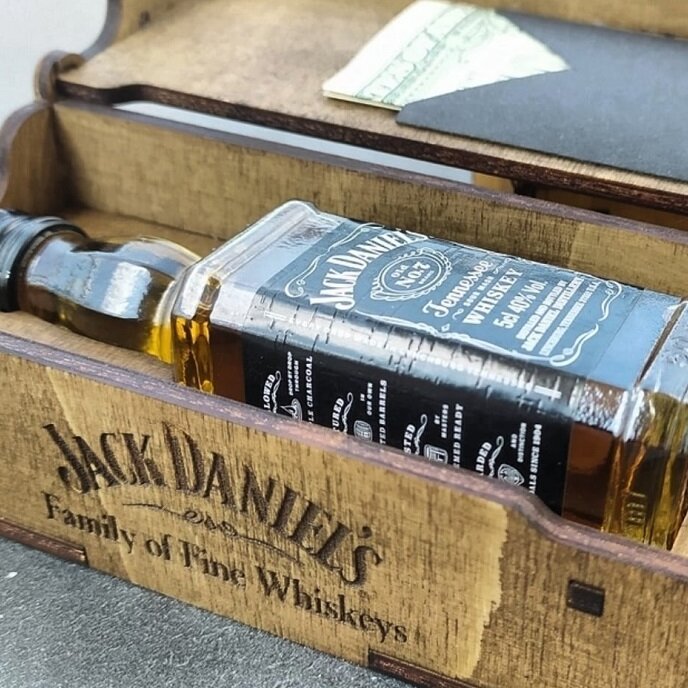 Σετ των 2 Intra απο ξύλο plywood 3mm-4mm πάχος – ξύλο δώρου Jack Daniels 40x45 cm INTRAVECTRY-MY545841
