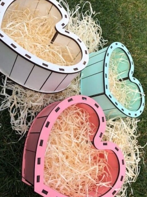 Σετ των 3 Intra απο ξύλο plywood 3mm-4mm πάχος – ξύλο δώρου για την Ημέρα του Αγίου Βαλεντίνου σε σχήμα καρδιάς από κόντρα πλακέ 25x30 cm INTRAVECTRY-MY557007