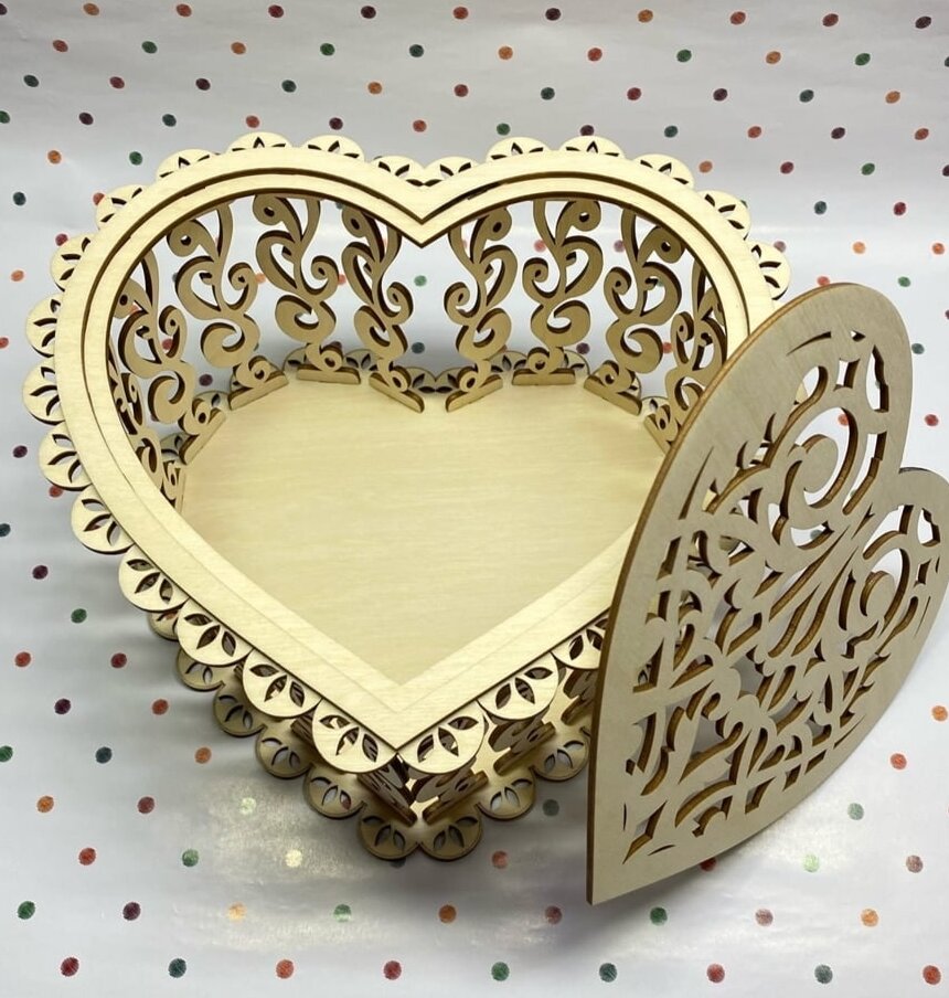 Intra απο ξύλο plywood 3mm-4mm πάχος – Filigree Heart Gift Box File 40x40 cm INTRAVECTRY-MY556868