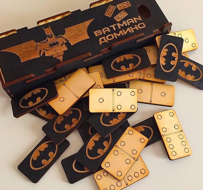 Intra απο ξύλο plywood 3mm-4mm πάχος – Σετ Domino Batman με ξύλο Case Box 30x35 cm INTRAVECTRY-MY556588