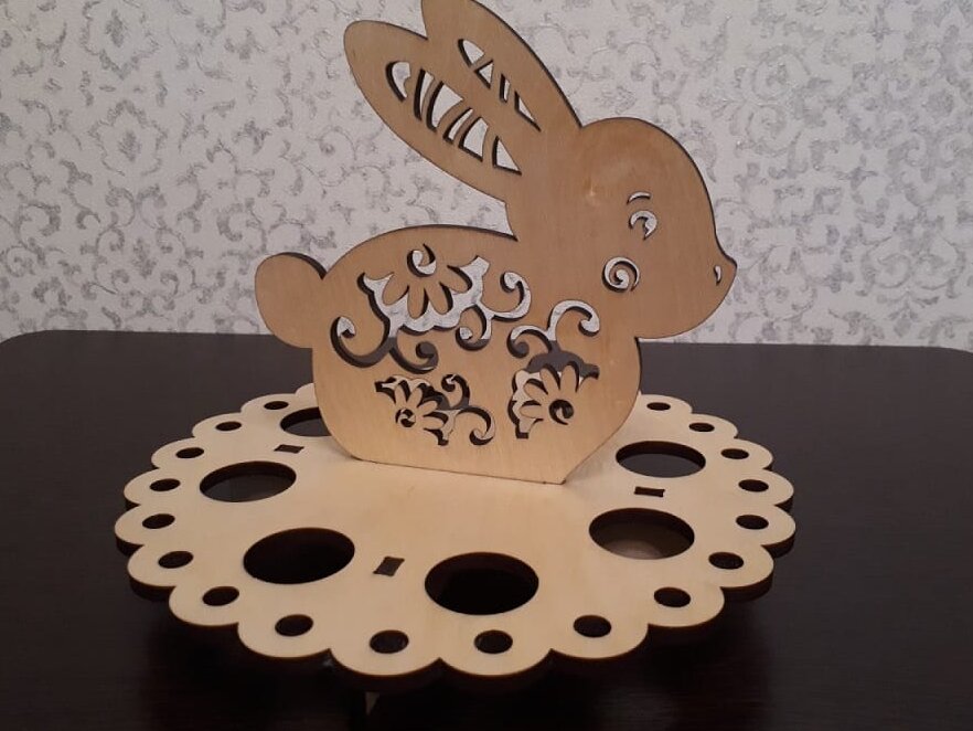 Intra απο ξύλο plywood 3mm-4mm πάχος – Πασχαλινή αυγοθήκη 8 τρυπών με λίμα κουνελιού 30x35 cm INTRAVECTRY-MY552434