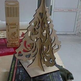 Σετ των 3 Intra απο ξύλο plywood 3mm-4mm πάχος – Μίνι τρισδιάστατο χριστουγεννιάτικο δέντρο με μοτίβο καρδιάς 30x35 cm INTRAVECTRY-MY547891