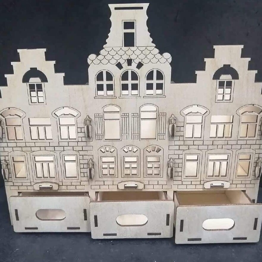 Intra απο ξύλο plywood 3mm-4mm πάχος – Organizer γραφείου σε σχήμα σπιτιού με τρία συρτάρια για ξύλο χώρου εργασίας 25x25 cm INTRAVECTRY-MY551264