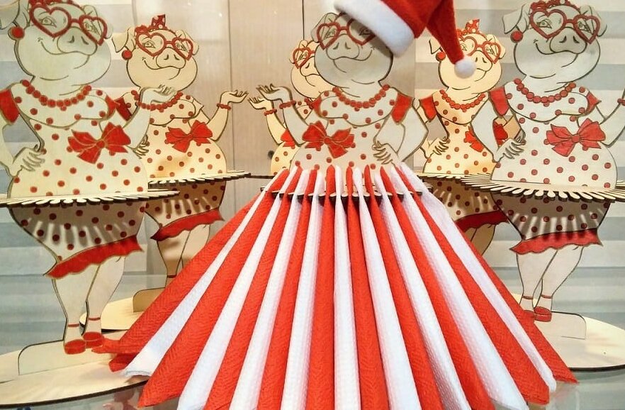 Σετ των 2 Intra απο ξύλο plywood 3mm-4mm πάχος – ξύλο θήκης χαρτοπετσέτας Pig Lady 30x35 cm INTRAVECTRY-MY558158