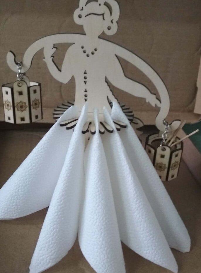 Σετ των 2 Intra απο ξύλο plywood 3mm-4mm πάχος – Κορίτσι με ξύλο θήκης χαρτοπετσέτας βραχίονα 15x20 cm INTRAVECTRY-MY558159