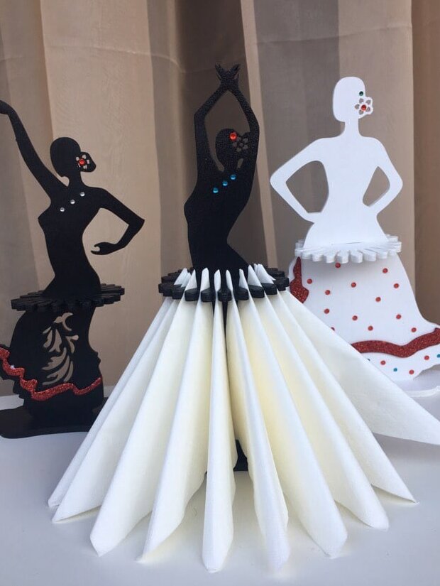 Σετ των 2 Intra απο ξύλο plywood 3mm-4mm πάχος – Συλλογή Flamenco Dancing Lady Napkin Holder Collection 30x30 cm INTRAVECTRY-MY558190