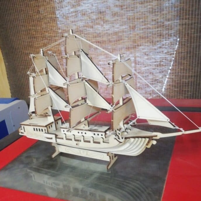 Intra απο ξύλο plywood 3mm-4mm πάχος – ξύλο Μοντέλου Sailing Boat Wood 30x30 cm INTRAVECTRY-MY555179