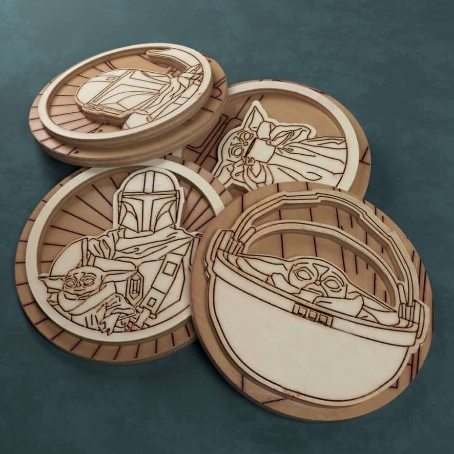 Σετ των 3 Intra απο ξύλο plywood 3mm-4mm πάχος – Εγχάρακτο ξύλο εμπνευσμένων από το Mandalorian Star Wars 15x15 cm INTRAVECTRY-MY561396