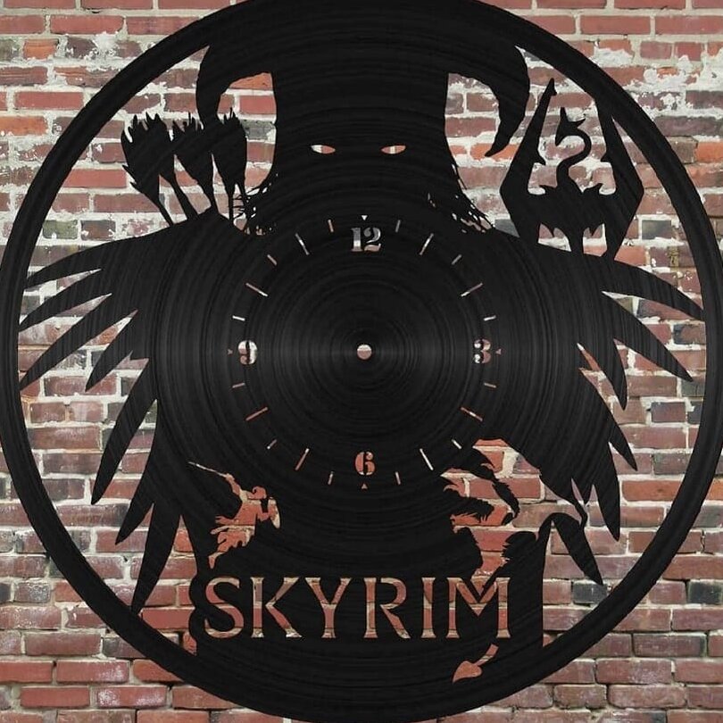 Intra απο ξύλο plywood 3mm-4mm πάχος – Ρολόι τοίχου Skyrim Vinyl Record για ξύλο Αίθουσας Παιχνιδιών 40x45 cm INTRAVECTRY-MY561136