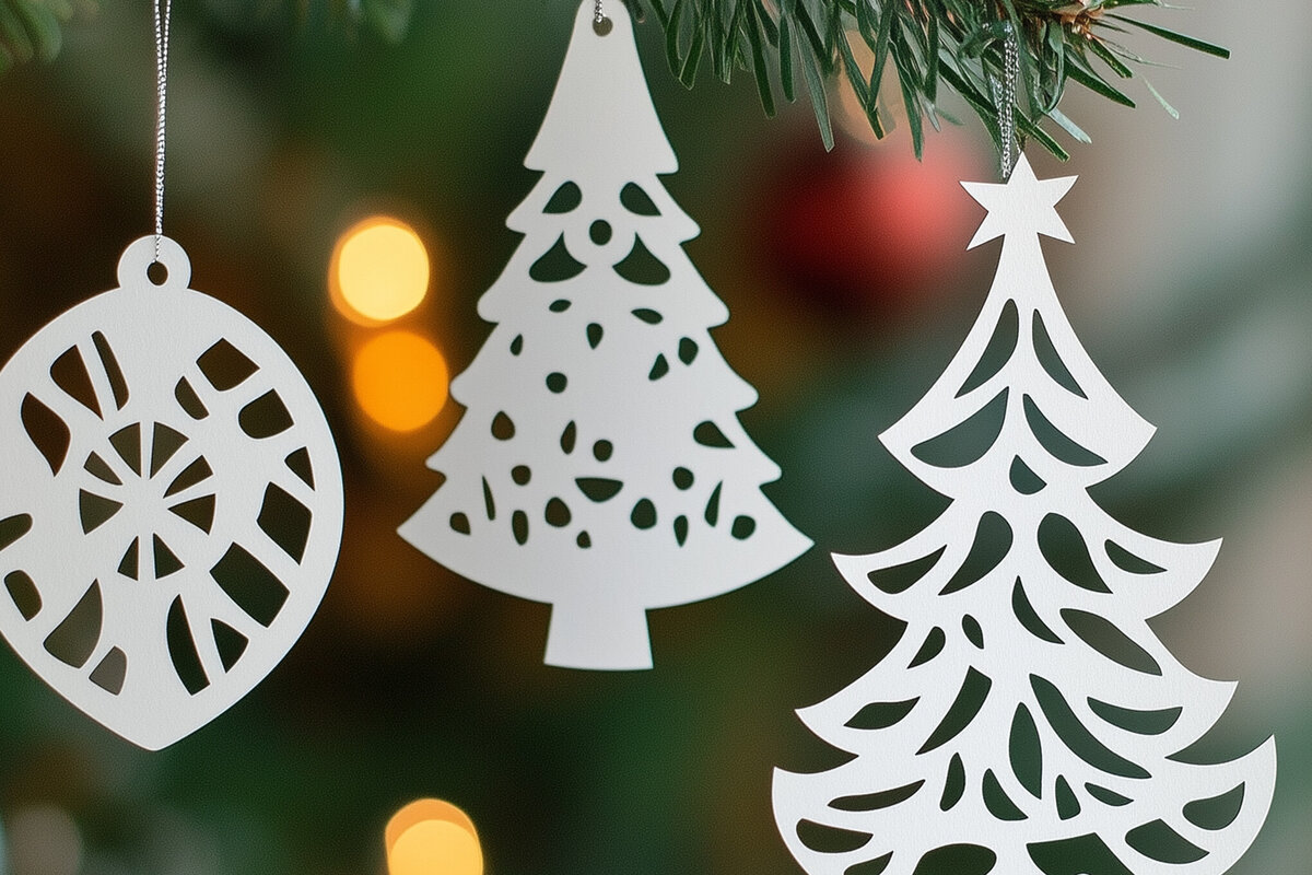 Σετ των 2 Intra απο ξύλο plywood 3mm-4mm πάχος – Χριστουγεννιάτικη κρεμαστή διακόσμηση με χαρτί Δίασταση  20x20 cm INTRAFABR-107250286