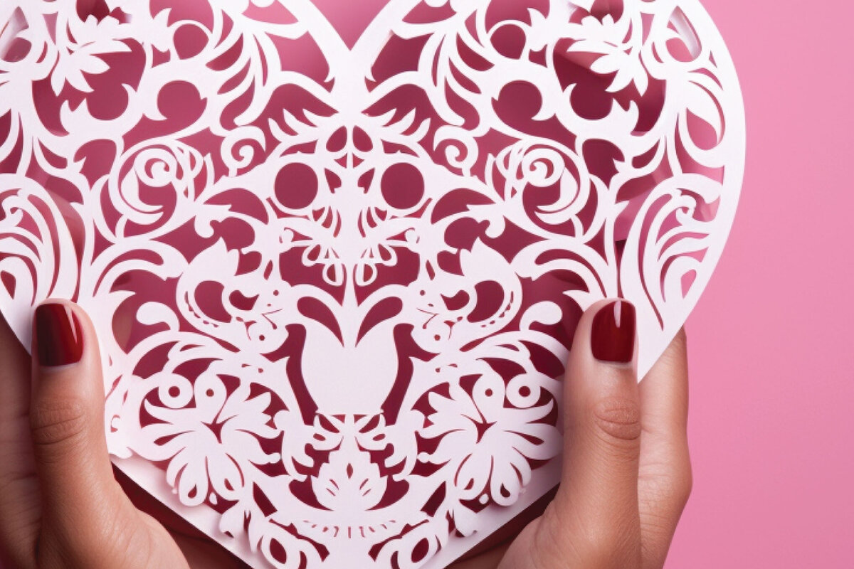 Σετ των 2 Intra απο ξύλο plywood 3mm-4mm πάχος – Χαρτί κομμένο Floral Flower Heart Δίασταση  20x20 cm INTRAFABR-86332110