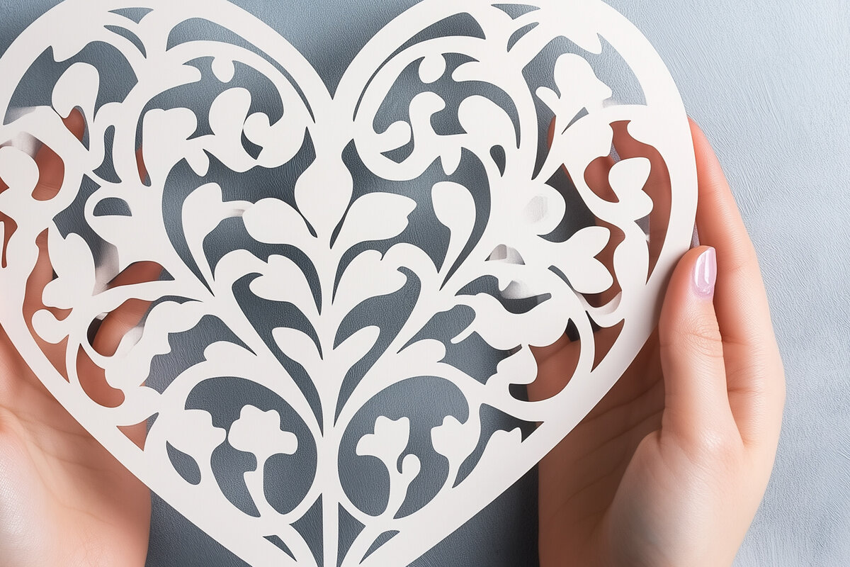 Σετ των 2 Intra απο ξύλο plywood 3mm-4mm πάχος – Κοπή χαρτιού Floral Heart Δίασταση  20x20 cm INTRAFABR-118399212