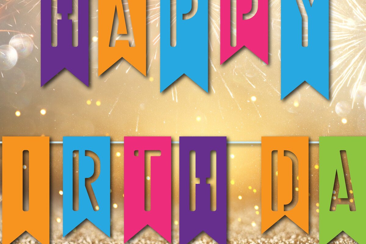 Σετ των 2 Intra απο ξύλο plywood 3mm-4mm πάχος – Χαρτόκοπο Happy Birthday Garland Δίασταση  20x20 cm INTRAFABR-44702639