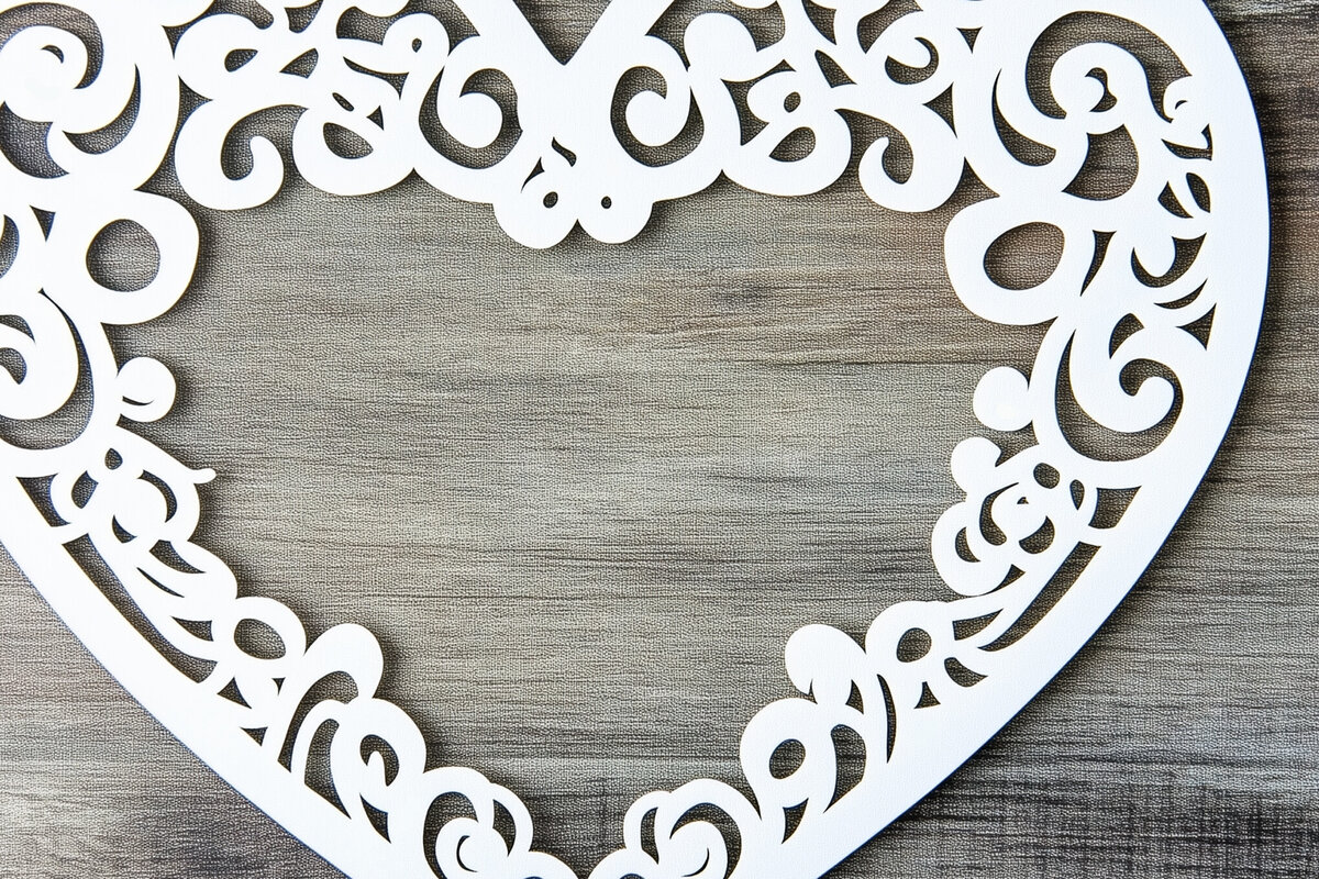 Σετ των 2 Intra απο ξύλο plywood 3mm-4mm πάχος – Paper Cut Heart Border Δίασταση  20x20 cm INTRAFABR-112911038