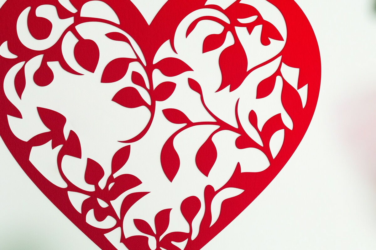 Σετ των 2 Intra απο ξύλο plywood 3mm-4mm πάχος – Κοπή χαρτιού Scalloped Heart Δίασταση  20x20 cm INTRAFABR-115545256