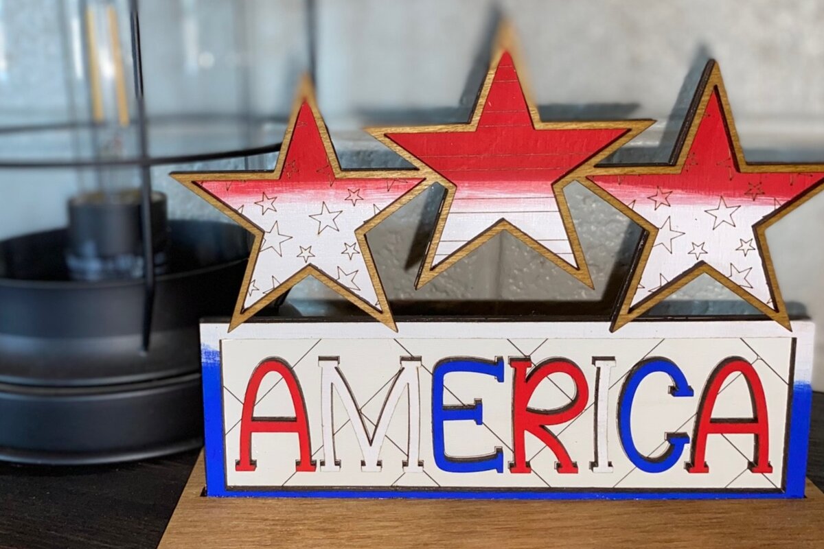 Σετ των 2 Intra απο ξύλο plywood 3mm-4mm πάχος – Patriotic America Shelf Sitter Laser Δίασταση  20x20 cm INTRAFABR-28685160
