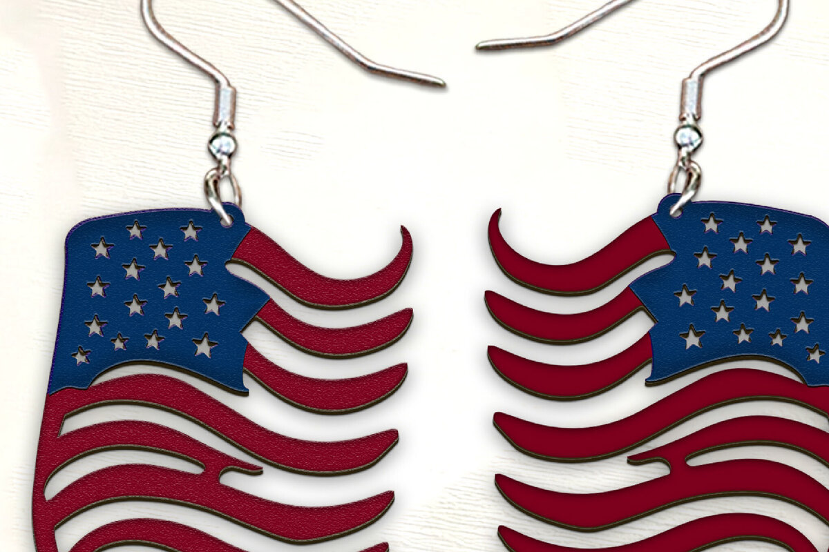 Σετ των 3 Intra απο ξύλο plywood 3mm-4mm πάχος – Πατριωτικά σκουλαρίκια σημαία με λέιζερ. Δίασταση  5x5 cm INTRAFABR-123537528