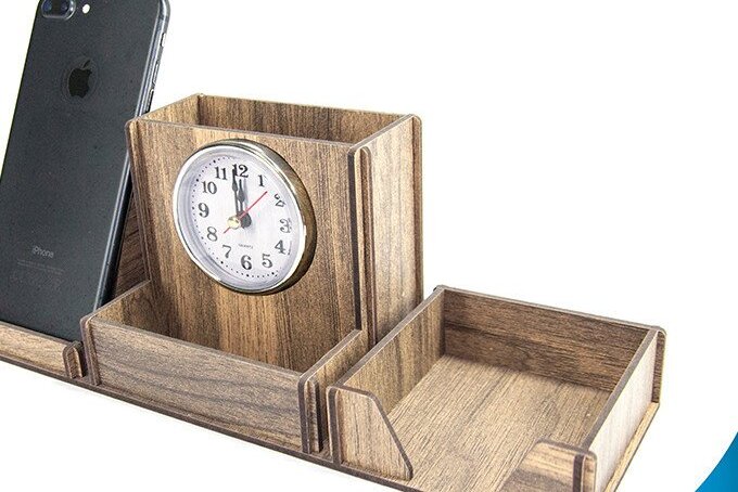 Σετ των 2 Intra απο ξύλο plywood 3mm-4mm πάχος – Στυλόθήκη με Ρολόι Δίασταση  20x20 cm INTRAFABR-35440896