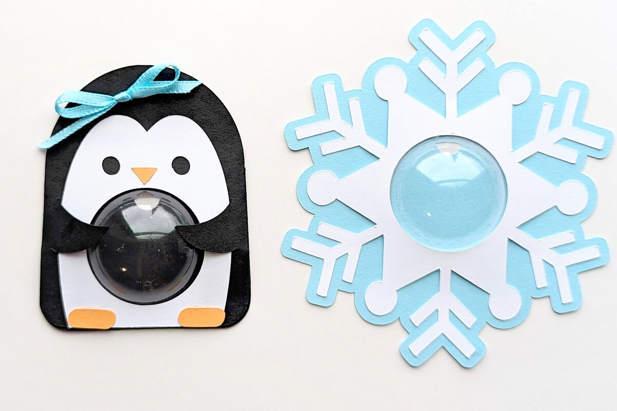 Σετ των 2 Intra απο ξύλο plywood 3mm-4mm πάχος – Penguin &amp; Snowflake Candy Dome Δίασταση  20x20 cm INTRAFABR-107928846