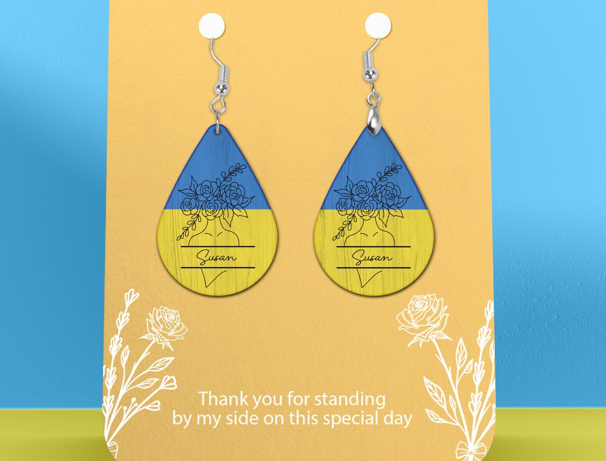 Σετ των 3 Intra απο ξύλο plywood 3mm-4mm πάχος – Εξατομικευμένο σκουλαρίκι Girl Flower Ukraine Δίασταση  5x5 cm INTRAFABR-26596604