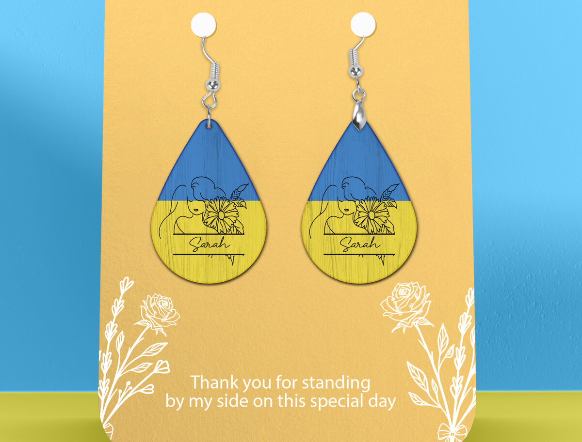 Σετ των 3 Intra απο ξύλο plywood 3mm-4mm πάχος – Εξατομικευμένο σκουλαρίκι Girl Flower Ukraine Δίασταση  5x5 cm INTRAFABR-26596745