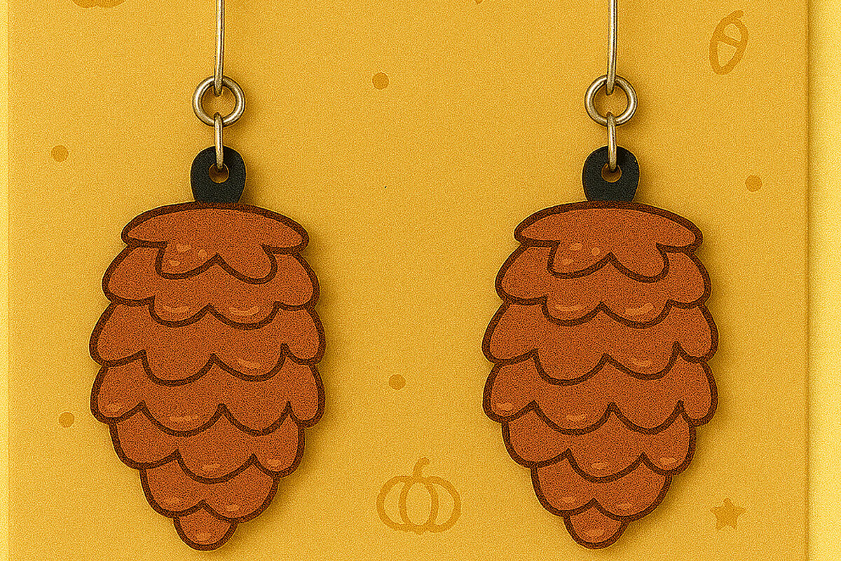 Σετ των 3 Intra απο ξύλο plywood 3mm-4mm πάχος – Σκουλαρίκια κουκουνάρι Δίασταση  5x5 cm INTRAFABR-125294308