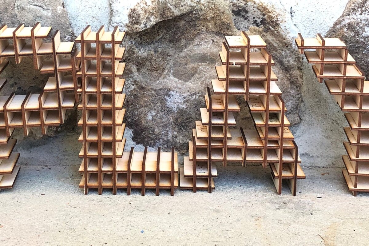 Σετ των 2 Intra απο ξύλο plywood 3mm-4mm πάχος – PLAY Αποκοπή με λέιζερ Δίασταση  20x20 cm INTRAFABR-36871240