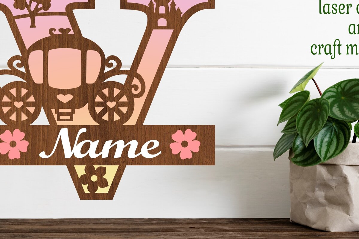 Σετ των 2 Intra απο ξύλο plywood 3mm-4mm πάχος – Princess Monogram Letter V Δίασταση  20x20 cm INTRAFABR-76568362