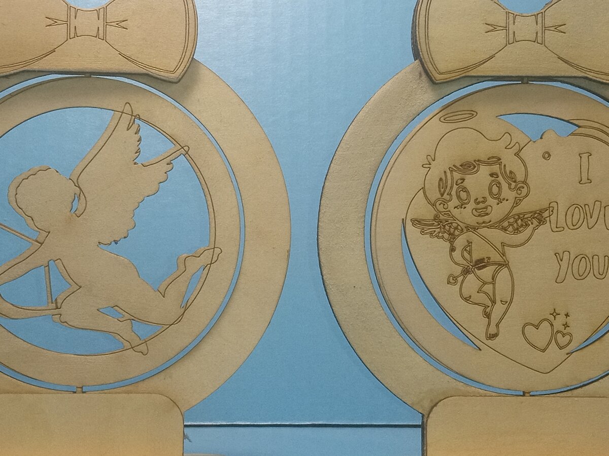 Σετ των 2 Intra απο ξύλο plywood 3mm-4mm πάχος – Περιστρεφόμενο στολίδι για την ημέρα του Αγίου Βαλεντίνου Δίασταση  20x20 cm INTRAFABR-56706974