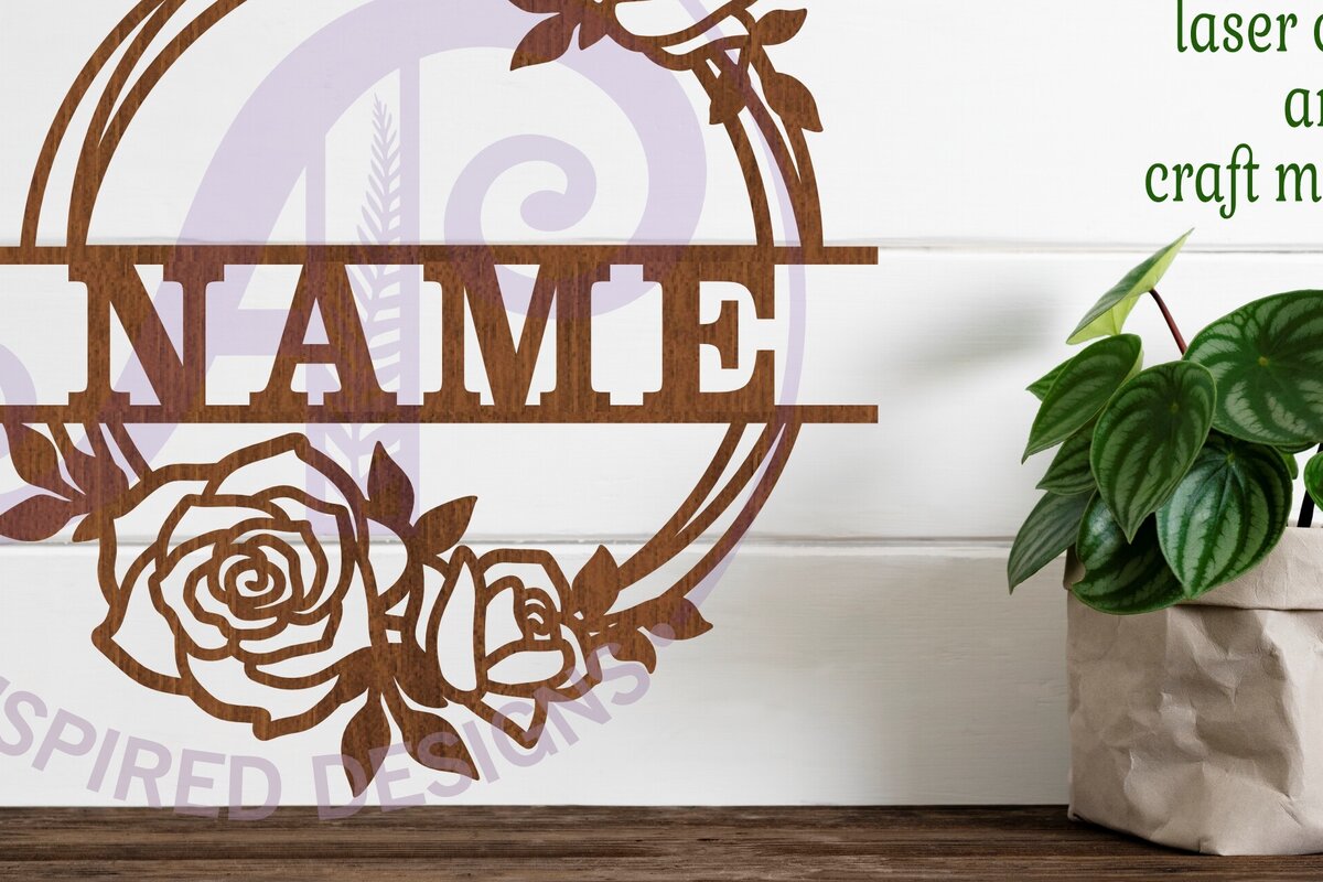 Σετ των 2 Intra απο ξύλο plywood 3mm-4mm πάχος – Σήμα ονόματος στεφάνι τριαντάφυλλου Δίασταση  20x20 cm INTRAFABR-97406677
