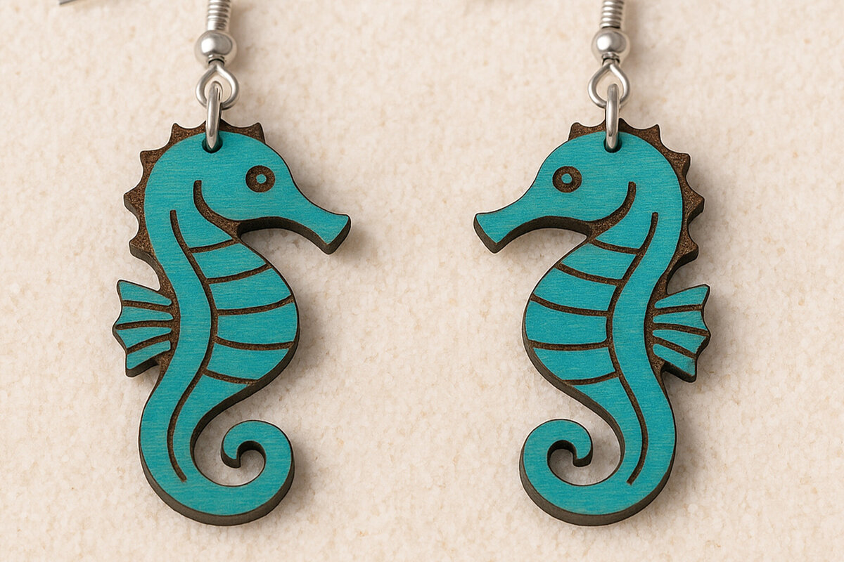 Σετ των 3 Intra απο ξύλο plywood 3mm-4mm πάχος – Σκουλαρίκια Ιππόκαμπος Δίασταση  5x5 cm INTRAFABR-120914776