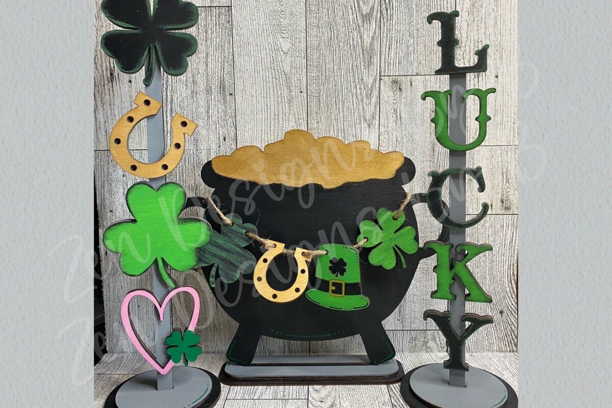 Σετ των 2 Intra απο ξύλο plywood 3mm-4mm πάχος – St Patricks Day Shelf Sitter Laser Δίασταση  20x20 cm INTRAFABR-62011096