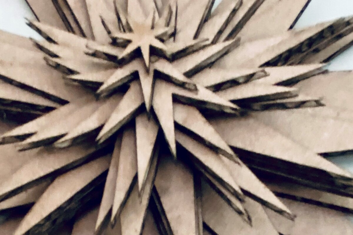 Σετ των 2 Intra απο ξύλο plywood 3mm-4mm πάχος – Αποκοπή λέιζερ στοιβαγμένων αστεριών Δίασταση  20x20 cm INTRAFABR-36872072