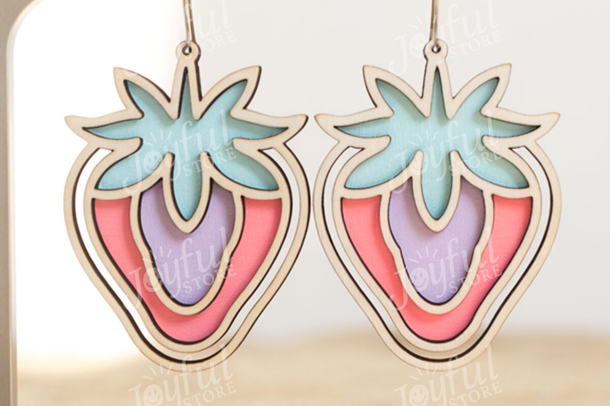 Σετ των 3 Intra απο ξύλο plywood 3mm-4mm πάχος – Σκουλαρίκια φράουλα Cut Laser Δίασταση  5x5 cm INTRAFABR-122223013