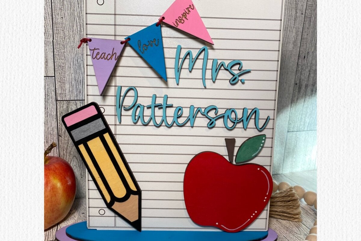 Σετ των 2 Intra απο ξύλο plywood 3mm-4mm πάχος – Ονοματεπώνυμο καθηγητή Laser Δίασταση  20x20 cm INTRAFABR-50026767