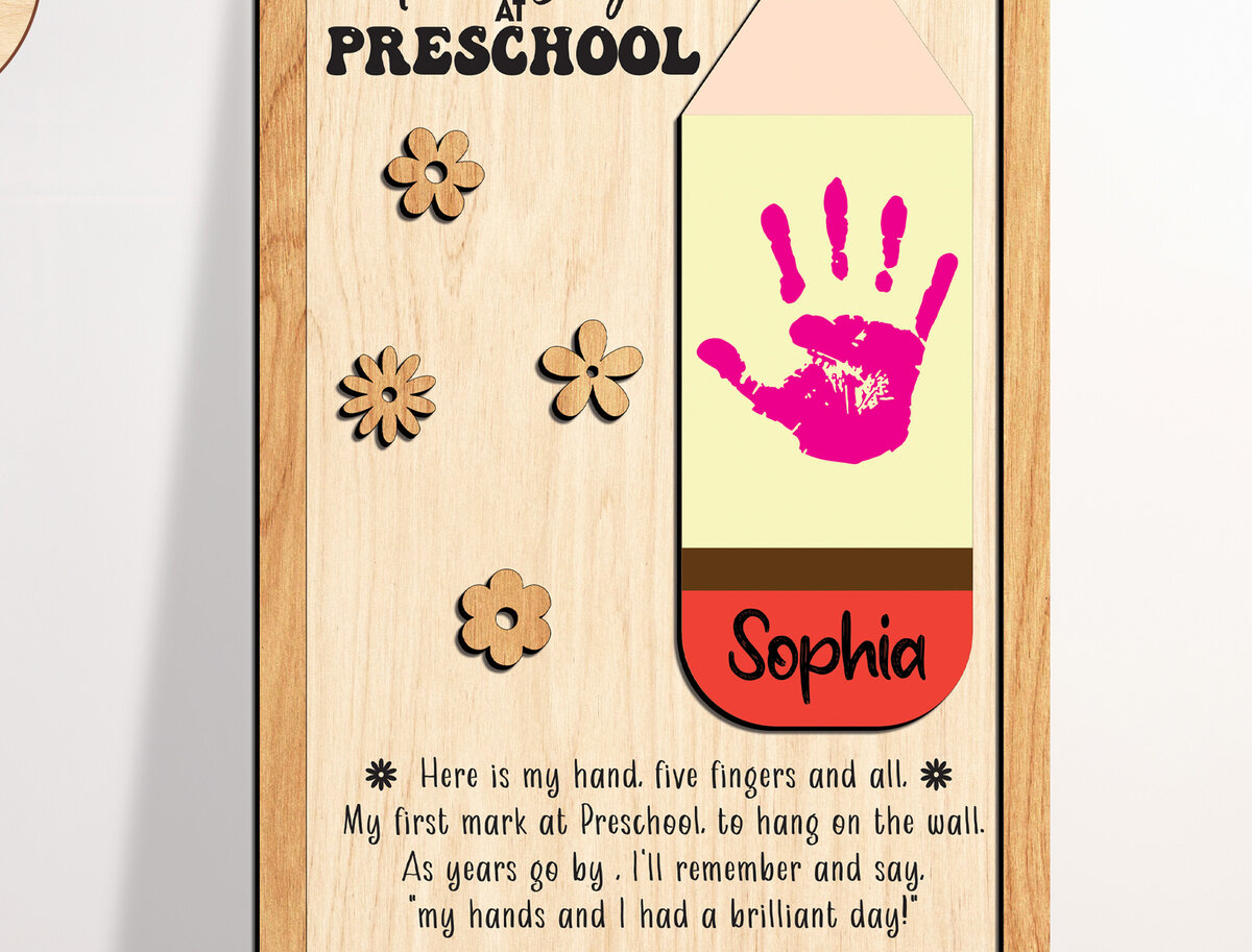 Σετ των 2 Intra απο ξύλο plywood 3mm-4mm πάχος – Διακόσμηση για την Ημέρα του Δασκάλου Κομμένο αρχείο Δίασταση  20x20 cm INTRAFABR-97021548