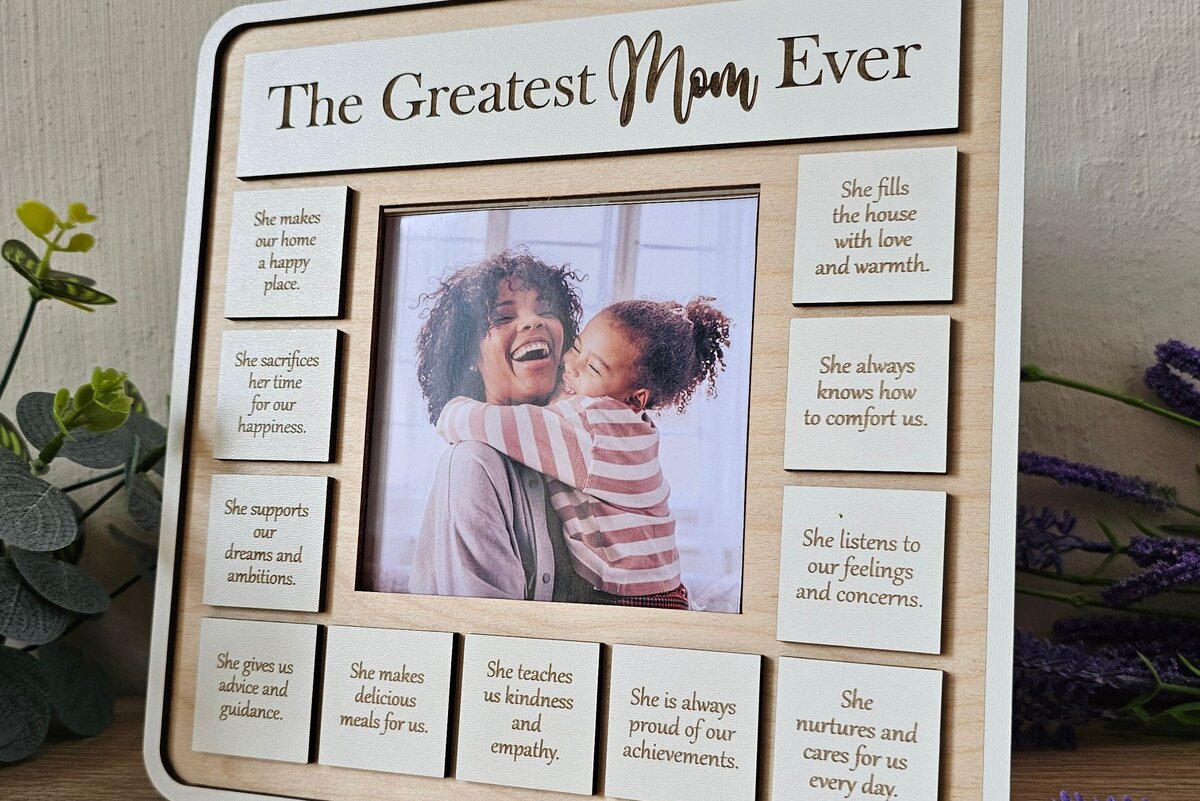 Σετ των 2 Intra απο ξύλο plywood 3mm-4mm πάχος – Η καλύτερη μαμά ποτέ καρέ | Λέιζερ Δίασταση  20x20 cm INTRAFABR-118843370