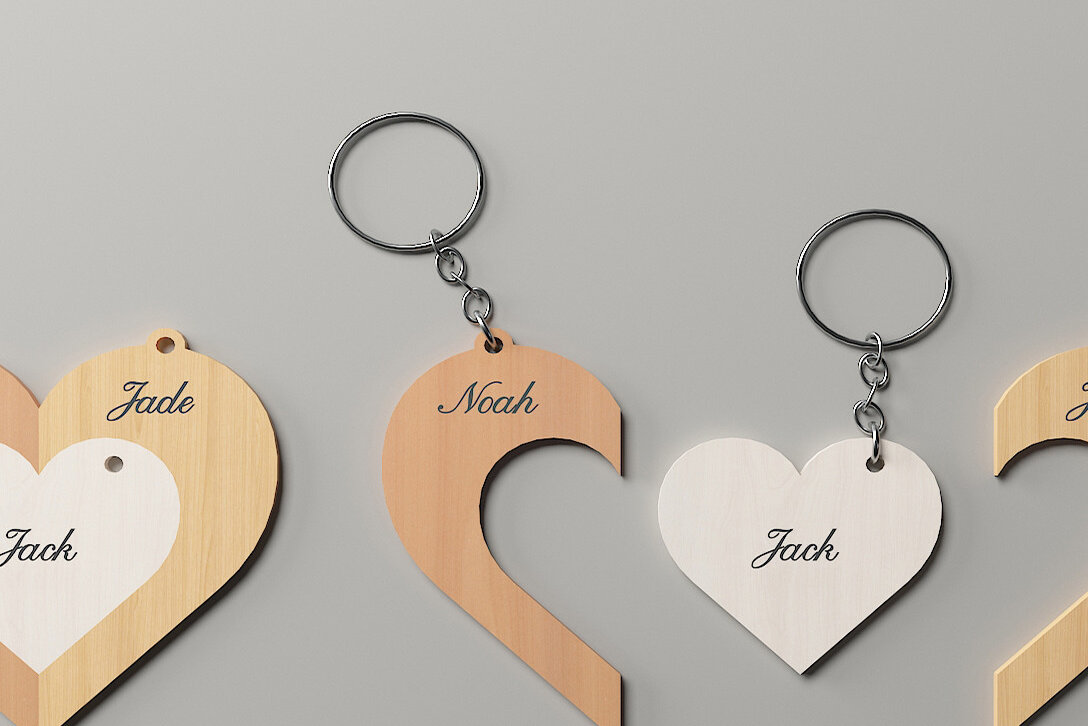 Σετ των 3 Intra απο ξύλο plywood 3mm-4mm πάχος – Οι Καρδιές της Οικογένειας Μας Κόβει μπρελόκ Δίασταση  5x5 cm INTRAFABR-48741345