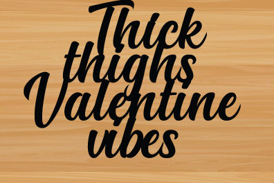 Σετ των 2 Intra απο ξύλο plywood 3mm-4mm πάχος – Thick Thighs Valentine Vibes Laser, μεταλλικό Δίασταση  20x20 cm INTRAFABR-87835101