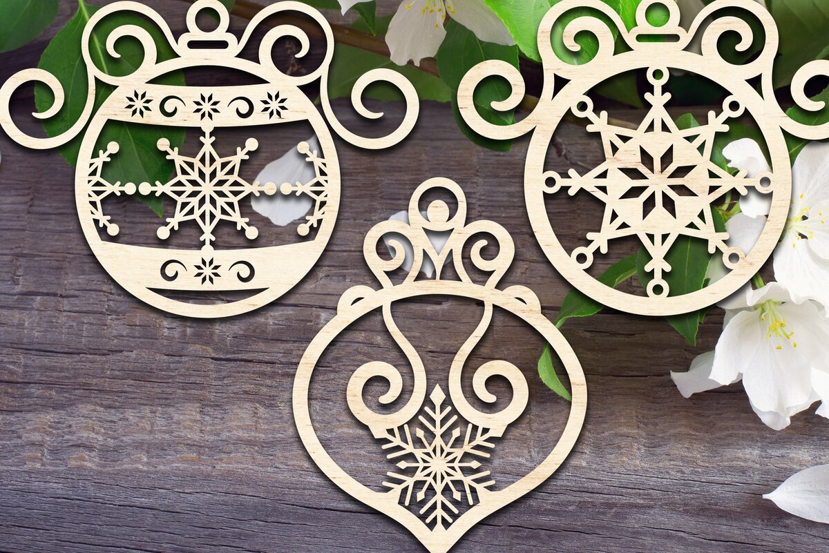 Σετ των 2 Intra απο ξύλο plywood 3mm-4mm πάχος – Τρία φανταχτερά χριστουγεννιάτικα στολίδια V2 Δίασταση  20x20 cm INTRAFABR-34238387