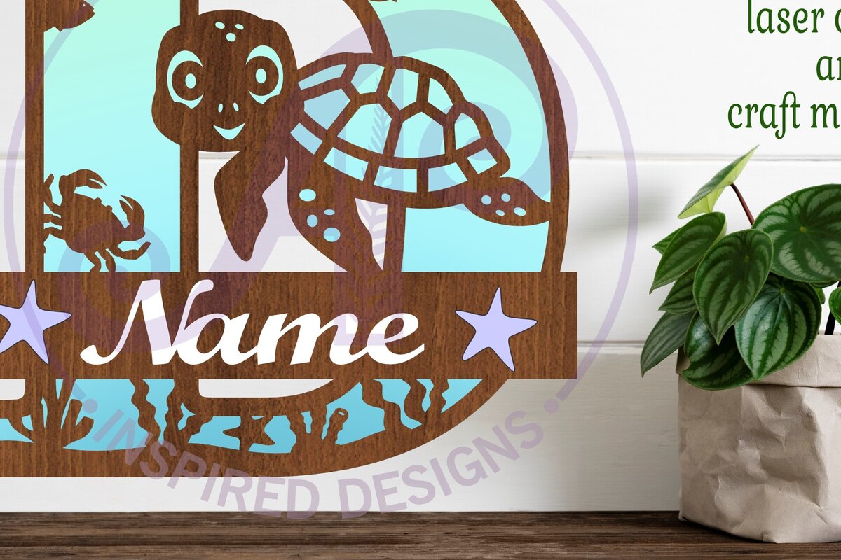 Σετ των 2 Intra απο ξύλο plywood 3mm-4mm πάχος – Μονόγραμμα κεφαλαίου χελώνας Ωκεανός Επιστολή Δ Δίασταση  20x20 cm INTRAFABR-94203863