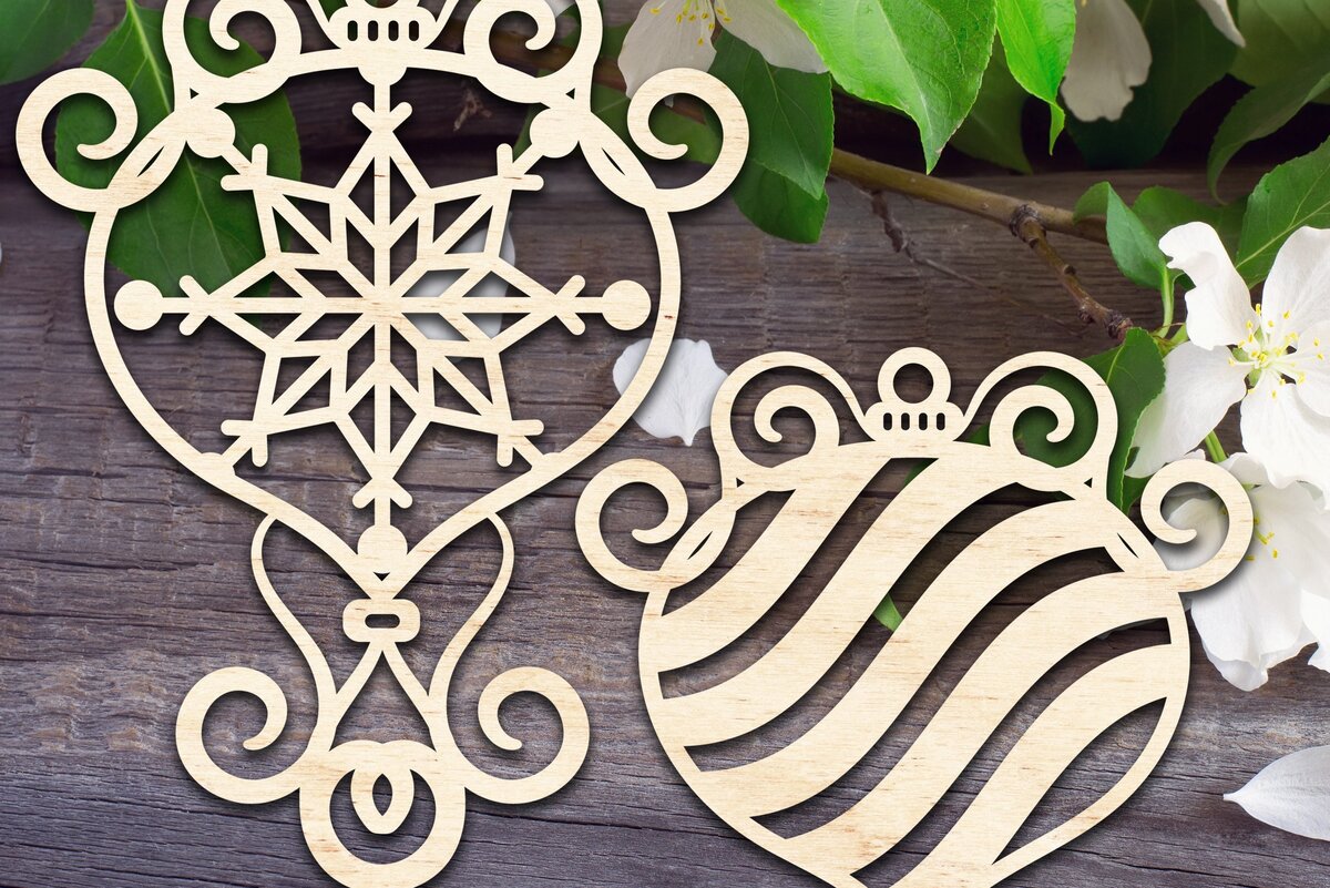 Σετ των 2 Intra απο ξύλο plywood 3mm-4mm πάχος – Δύο φανταχτερά χριστουγεννιάτικα στολίδια Δίασταση  20x20 cm INTRAFABR-34127390