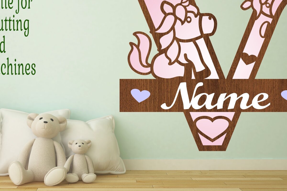 Σετ των 2 Intra απο ξύλο plywood 3mm-4mm πάχος – Unicorn Monogram Letter V Δίασταση  20x20 cm INTRAFABR-70818900